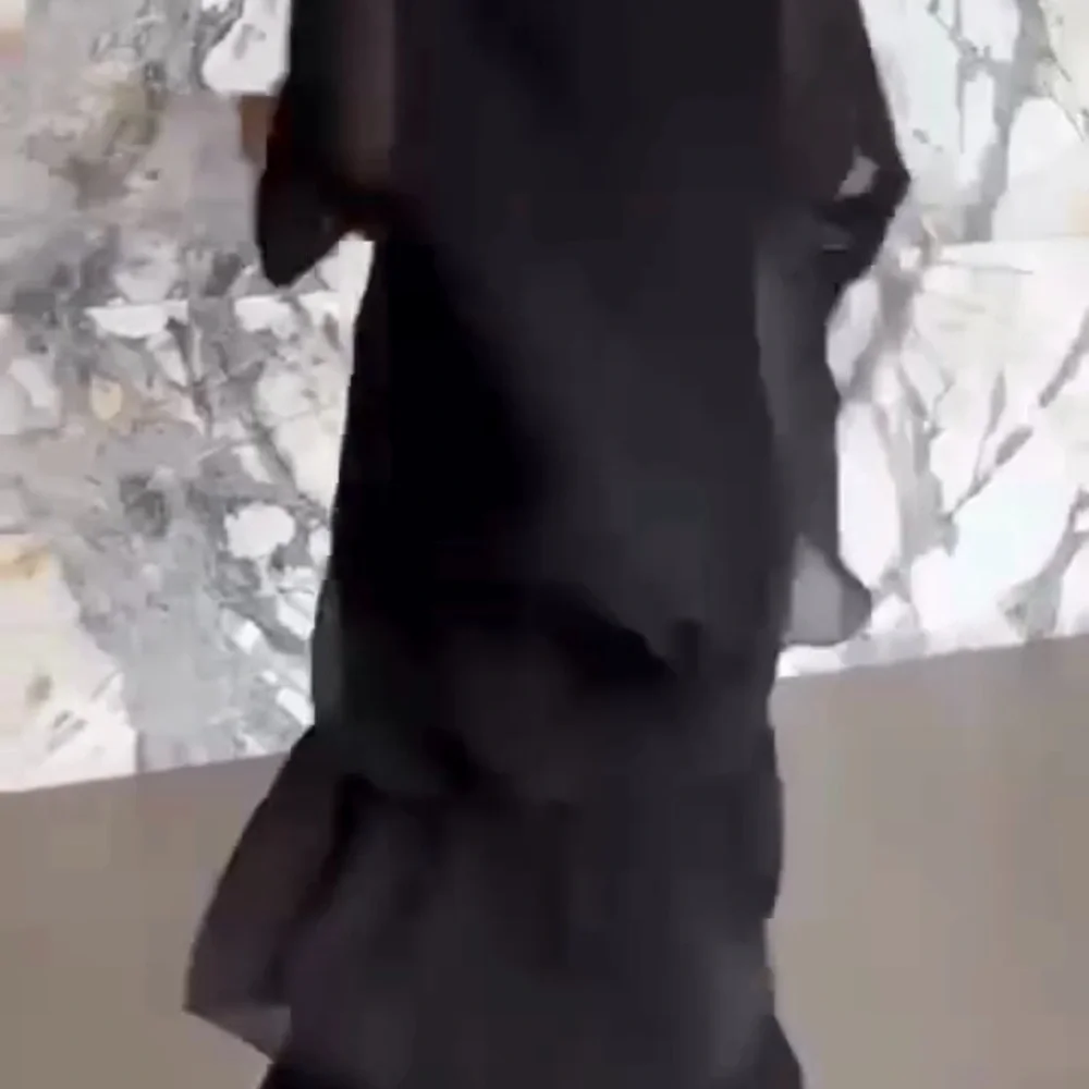 NEW !! Amazing BLACK  cascading tiered maxi dress Size Large.  $75 - Picture 3 of 7